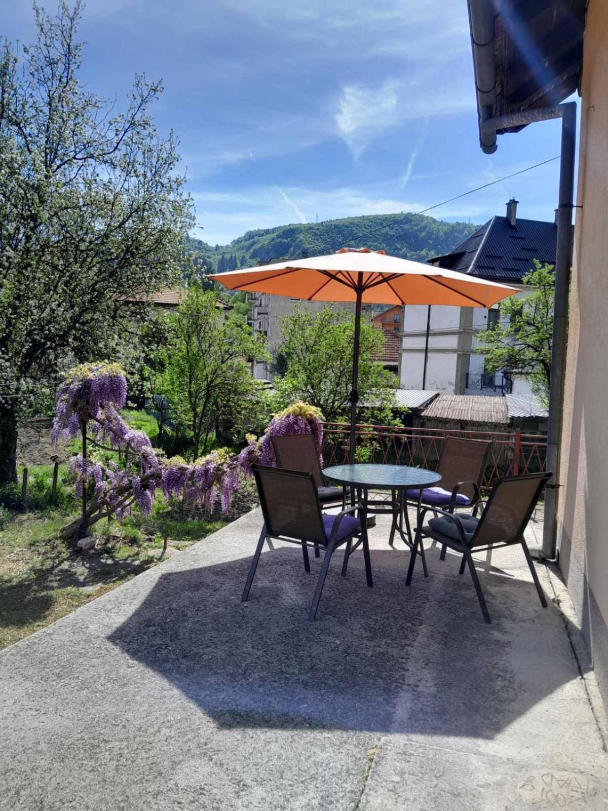 Lana Apartman Pijavice Jajce Exterior foto